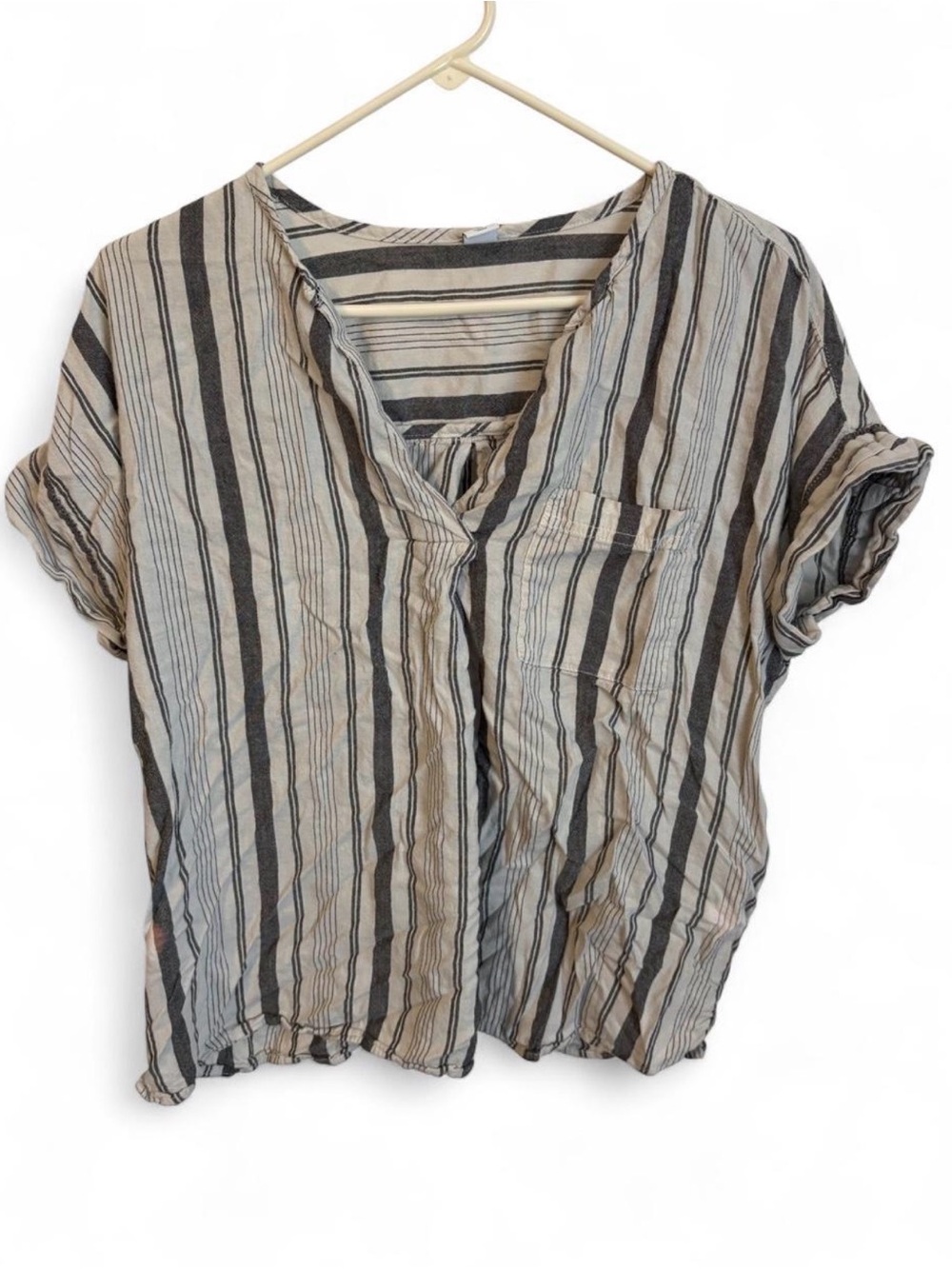 Old Navy Cream and Black Vertical Stripe Short Sleeve Blouse